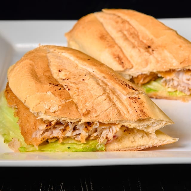 Sandwich De Pescado.