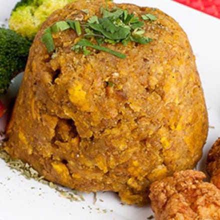 Mofongo de Pollo / with Chicken.