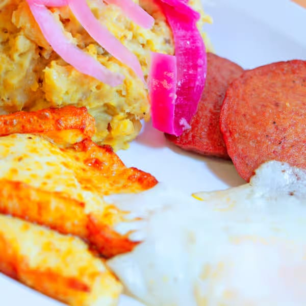 Mangú / Mashed Green Plantain.